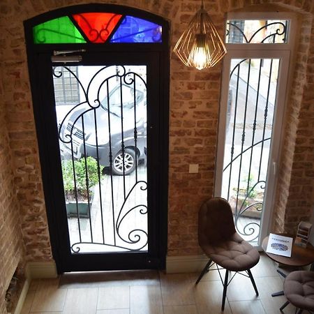 Benan Apartment Istanbul Bagian luar foto